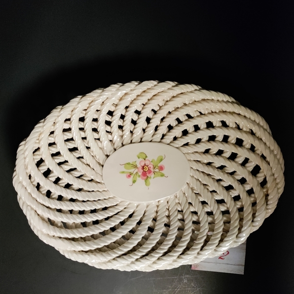 Ceramic Bowl⭐ - Picture 2 of 6